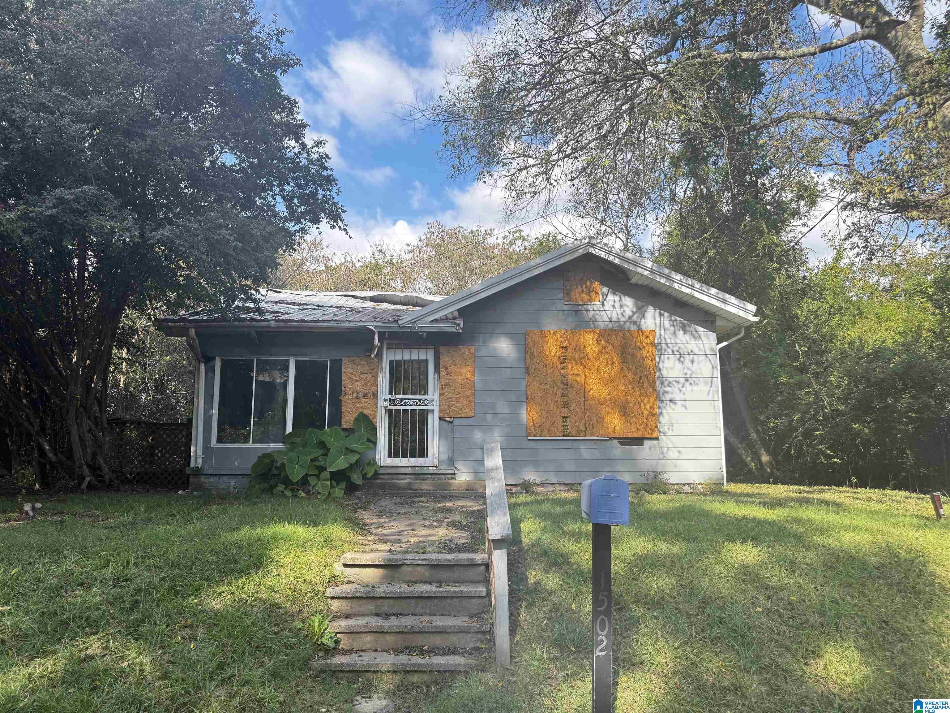 1502 9th Avenue Midfield, AL 35228 - Photo 1 of 8