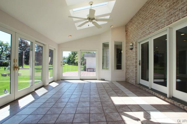 3480 Manor Road Bethlehem, PA 18020 - Photo 17 of 37 Gallery Image 17