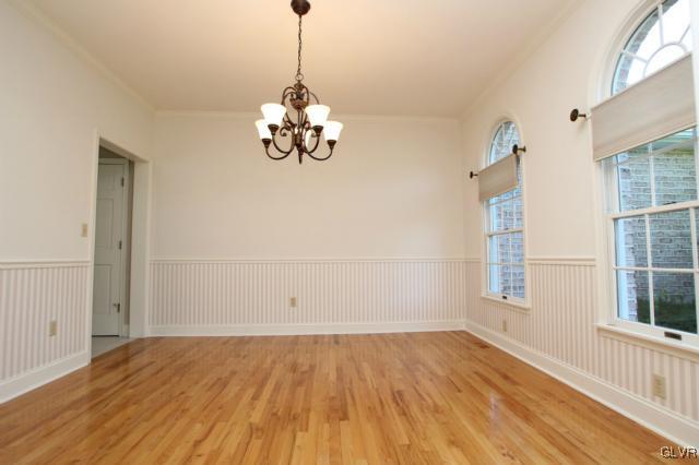 3480 Manor Road Bethlehem, PA 18020 - Photo 9 of 37 Gallery Image 9