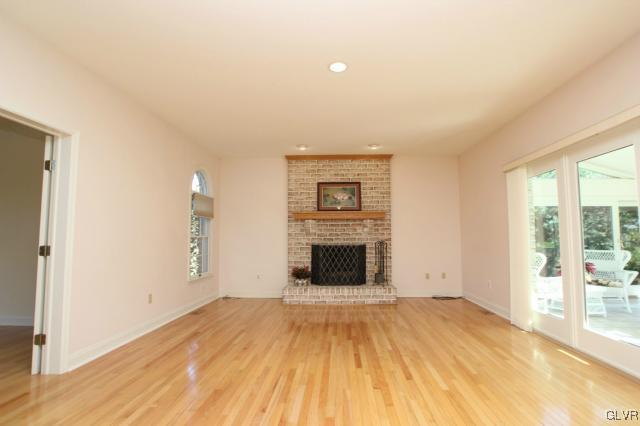 3480 Manor Road Bethlehem, PA 18020 - Photo 10 of 37 Gallery Image 10