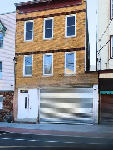 $3,995 | 3316 Summit Avenue, Unit 2, Union City, NJ 07087