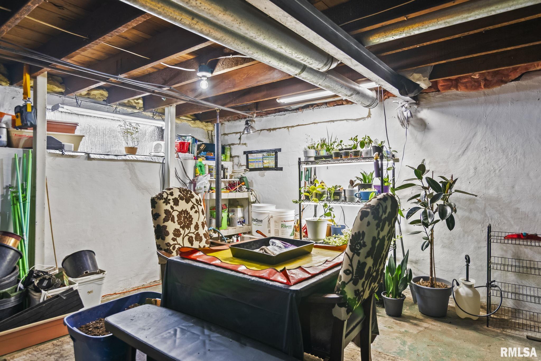 2072 North 20th Street Springfield, IL 62702 - Photo 17 of 26