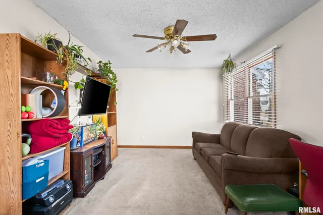 $142,000 | 2072 North 20th Street, Springfield, IL 62702