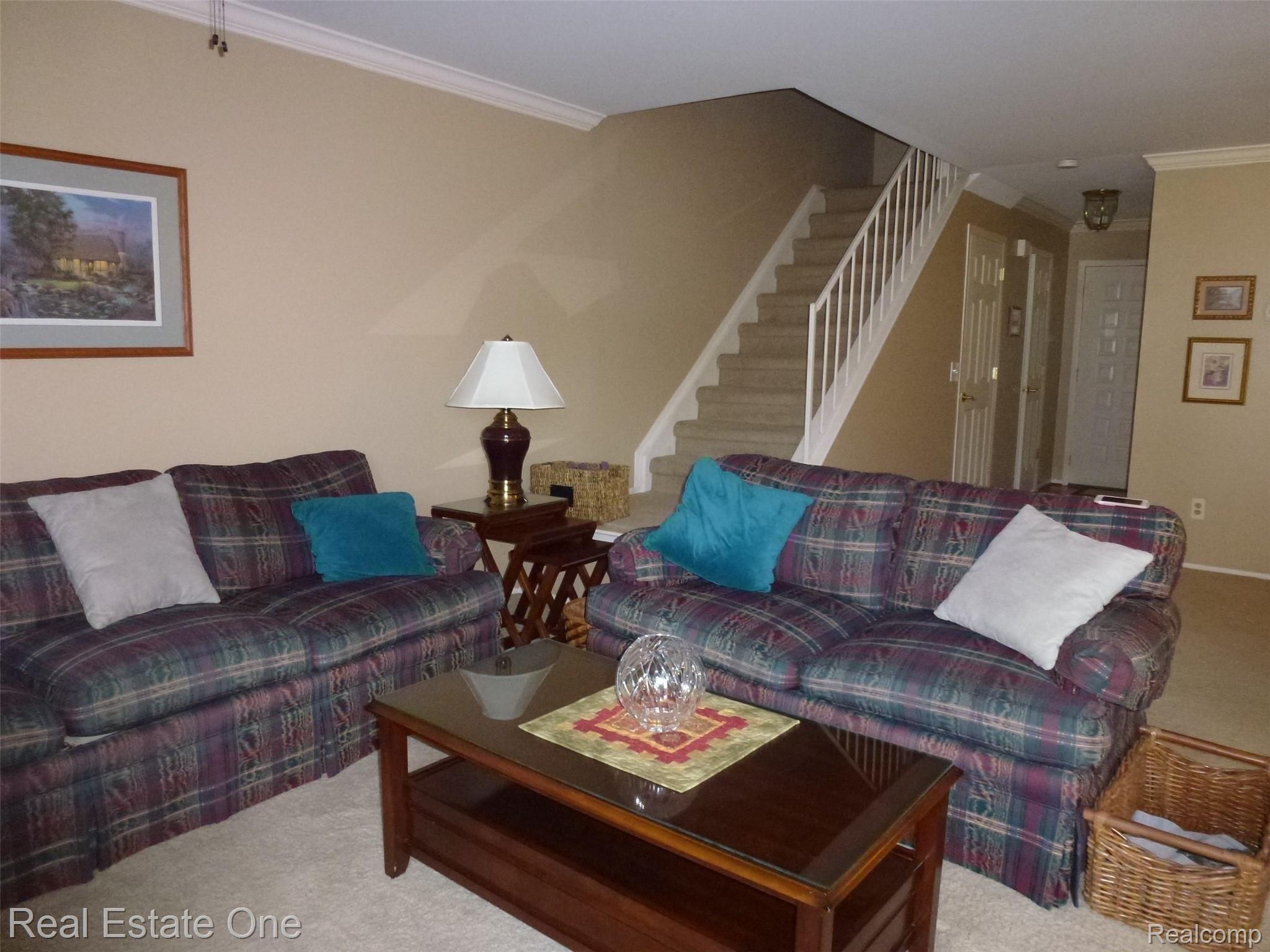 570 Tennyson, Unit 78 Rochester, MI 48307 - Photo 8 of 35 P1060956.JPG