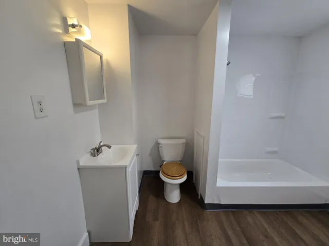 $1,325 | 6138 North Lambert Street, Philadelphia, PA 19138