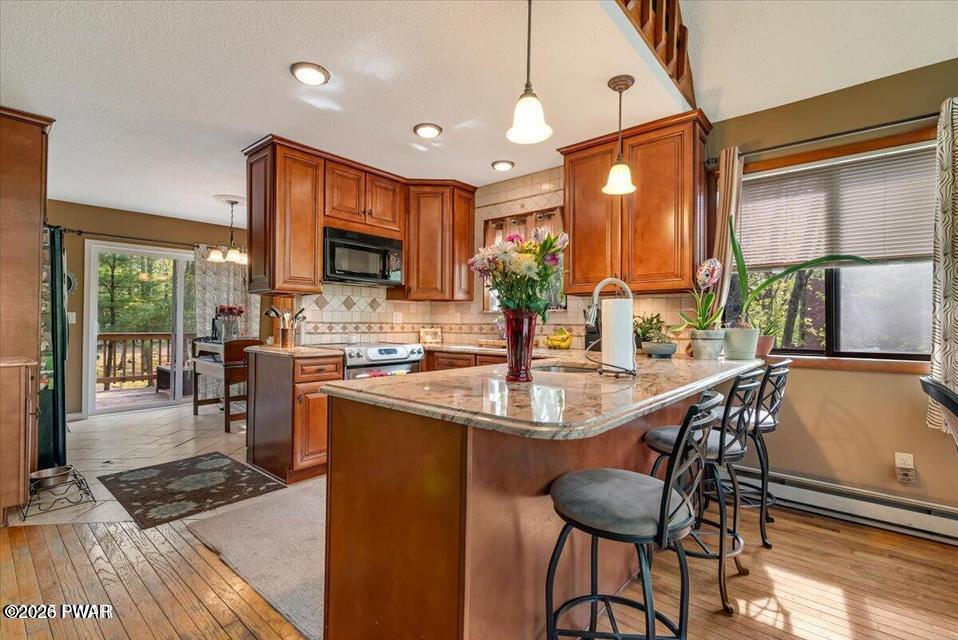 809 Rimrock Court Hawley, PA 18428 - Photo 11 of 44