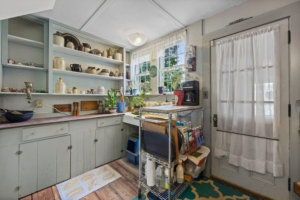 58 Loomis Lane Barnstable, MA 02632 - Photo 11 of 38