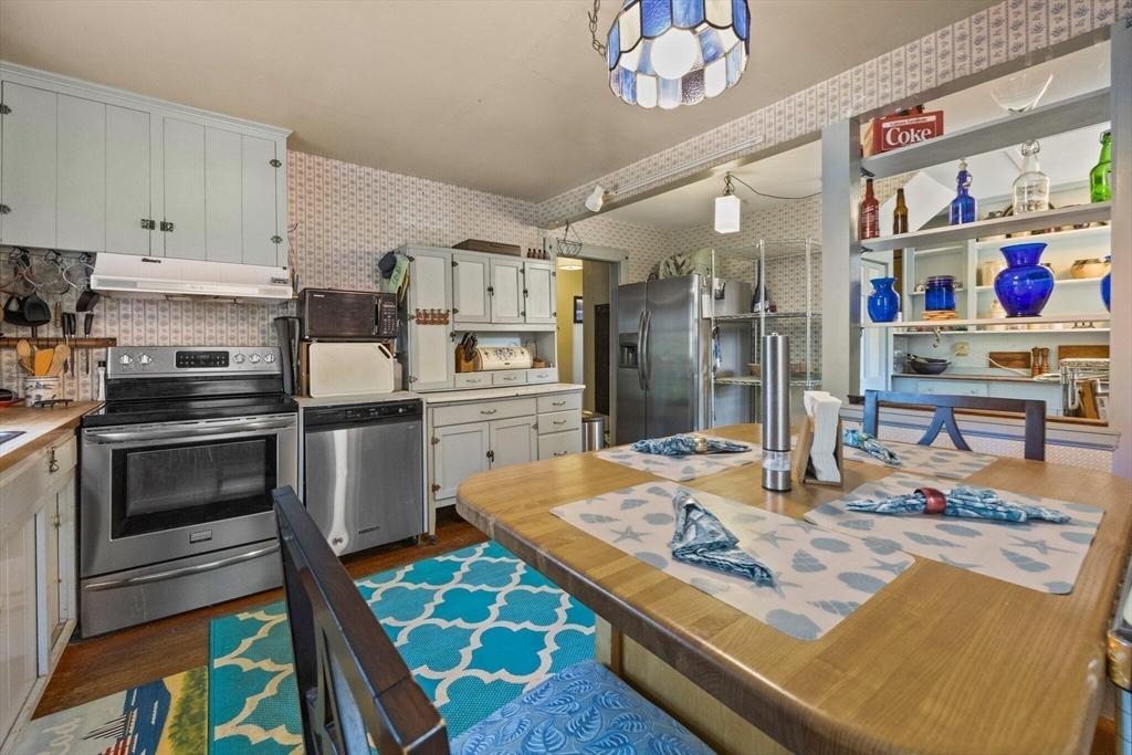 58 Loomis Lane Barnstable, MA 02632 - Photo 12 of 38