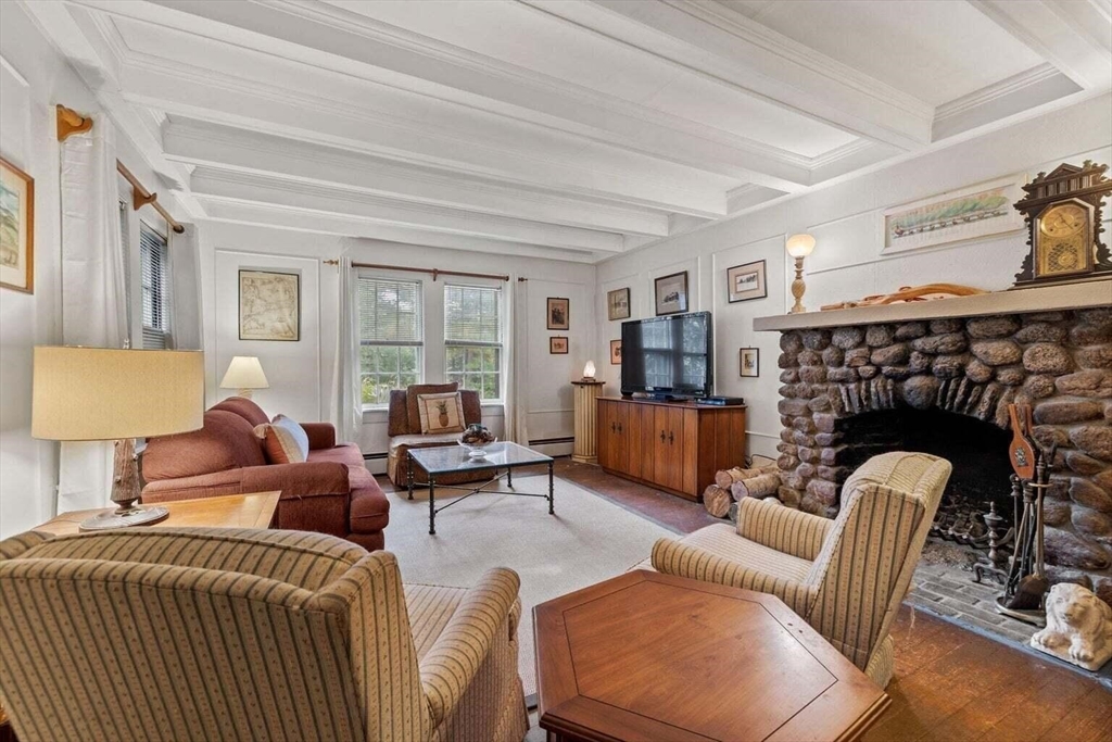 58 Loomis Lane Barnstable, MA 02632 - Photo 6 of 38