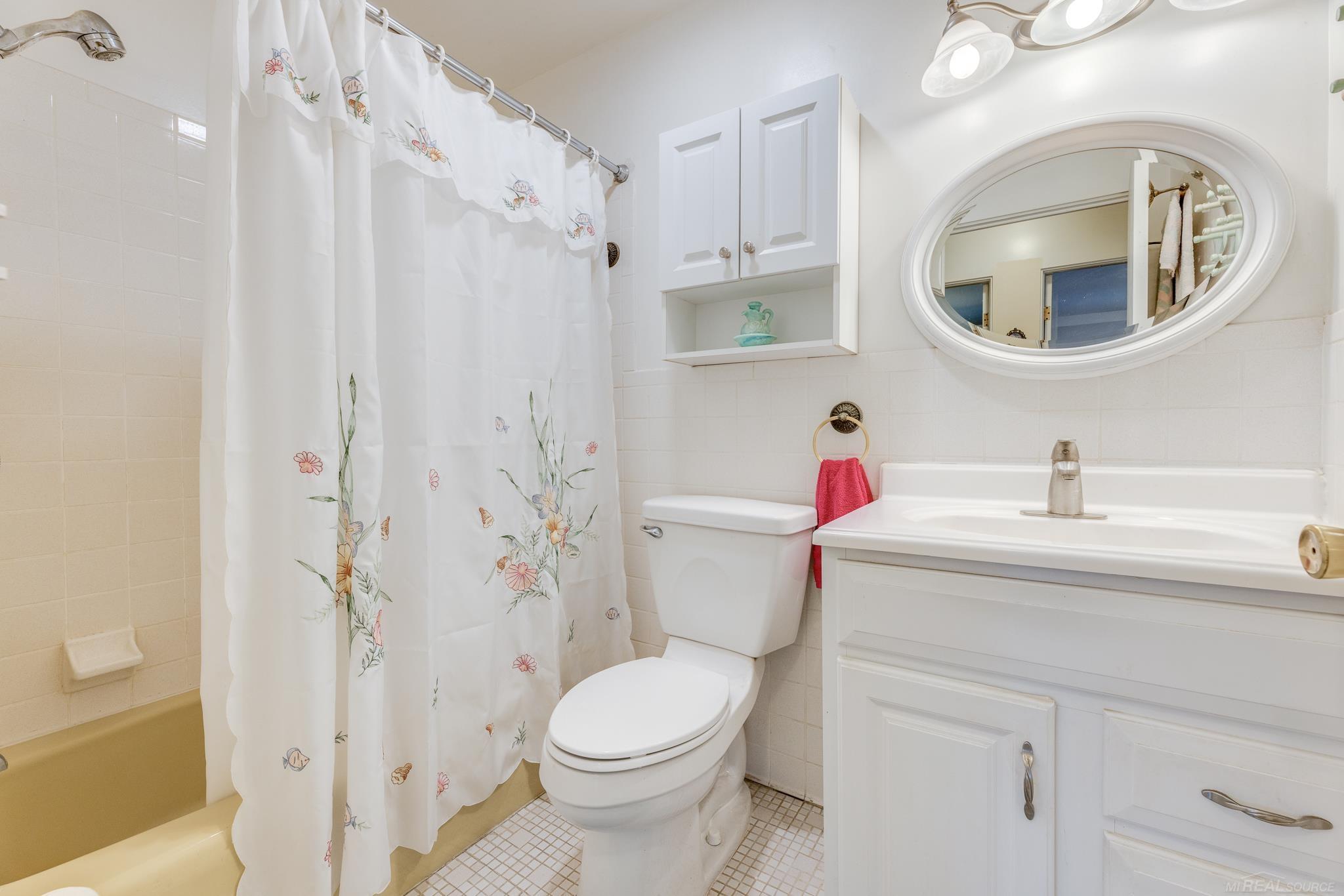 7669 Countryside Road Lexington, MI 48450 - Photo 24 of 41 Full Bath