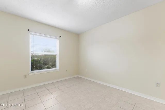 $1,700 | 11498 Carondelet Street, Gulfport, MS 39503