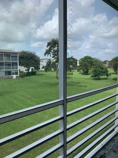 310 Brighton H Boca Raton, FL 33434 - Photo 11 of 25 Screened Patio