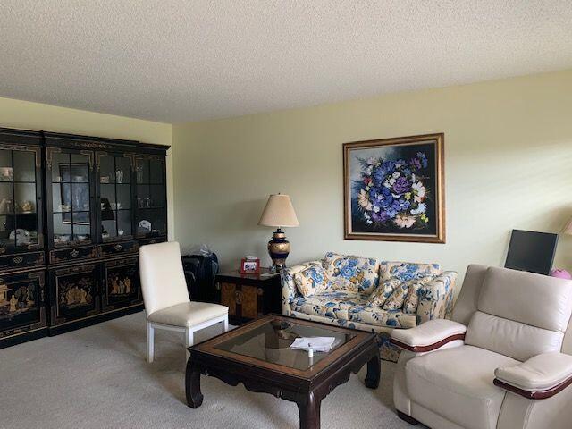 310 Brighton H Boca Raton, FL 33434 - Photo 5 of 25 Living Room