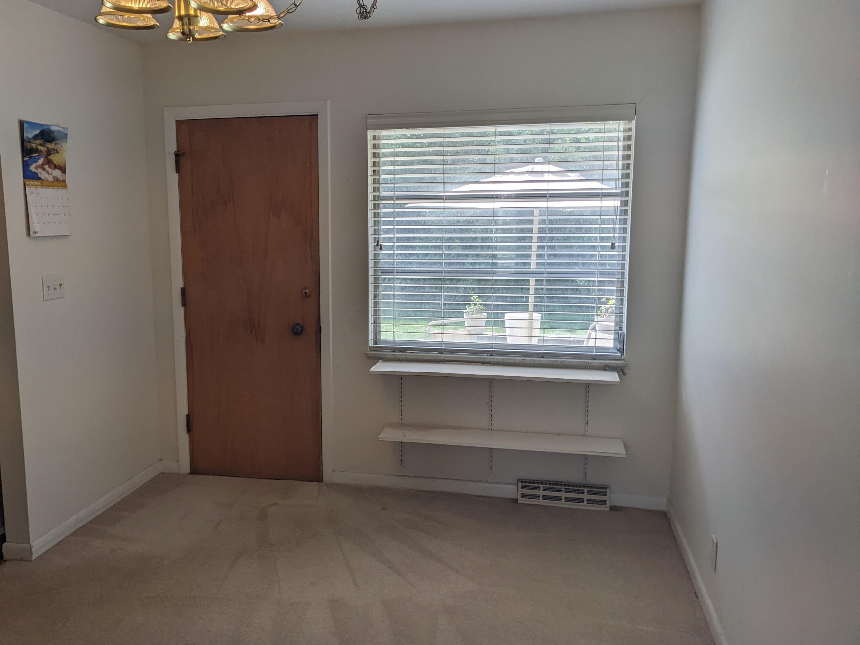 1777 Ardleigh Road Columbus, OH 43221 - Photo 16 of 35 PXL_20220902_153252971