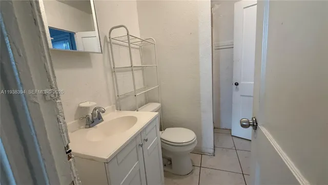 $2,700 | 225 North K Street, Unit 1, Lake Worth, FL 33460