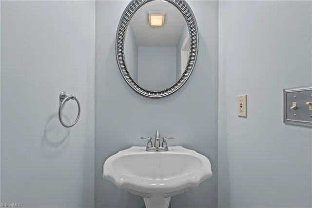 $599,900 | 4608 Eden Bridge Drive, Kernersville, NC 27284