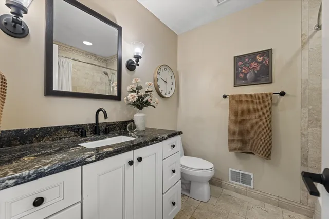 $760,000 | 5340 Wind Point Road, Wind Point, WI 53402