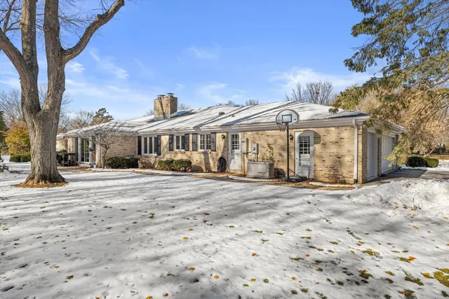 $760,000 | 5340 Wind Point Road, Wind Point, WI 53402