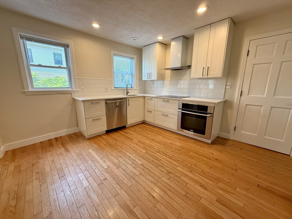 40 Chestnut Street, Unit 1 Andover, MA 01810 - Photo 8 of 20