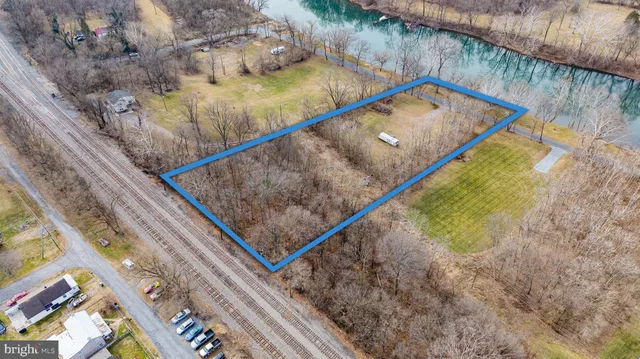 a view of a lake view