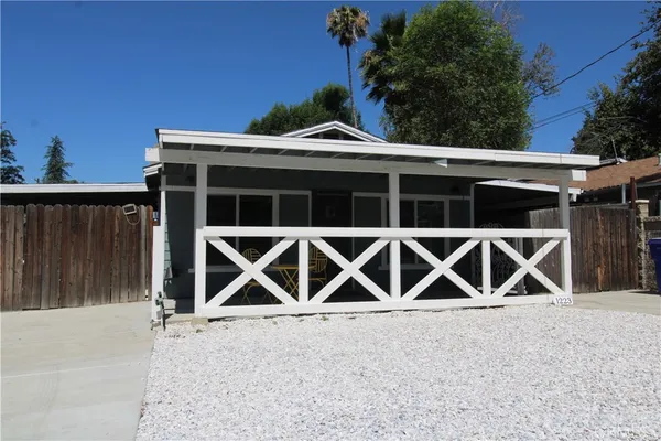 $2,400 | 1223 Rose Street, Mentone, CA 92359