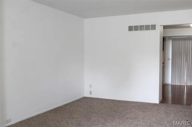 $1,200 | 2946 Mayer Drive, St. Charles, MO 63301