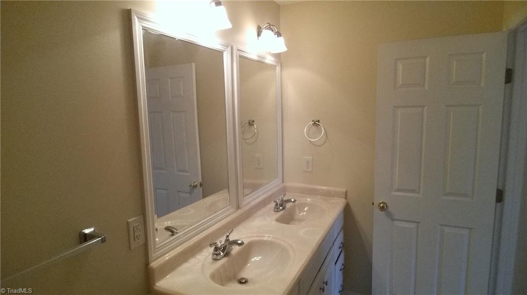 604 Penry Road Greensboro, NC 27405 - Photo 19 of 20 Gallery Image 19