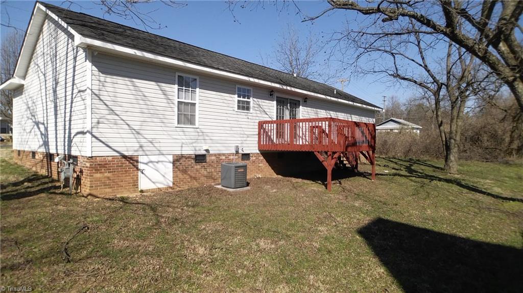 604 Penry Road Greensboro, NC 27405 - Photo 6 of 20 Gallery Image 6