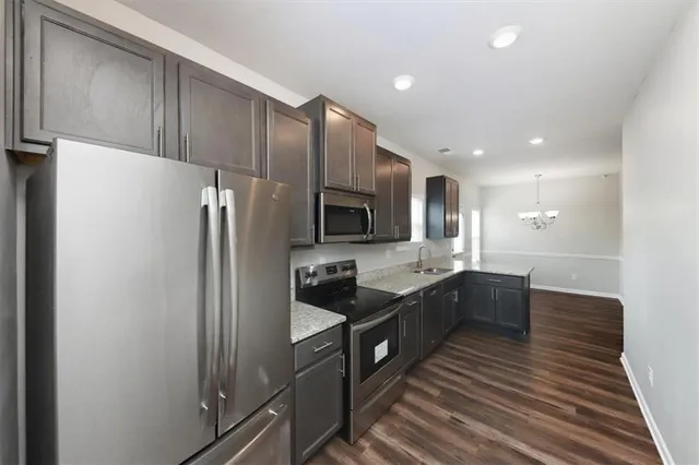 $269,900 | 11146 Shadow Creek Terrace, Hampton, GA 30228