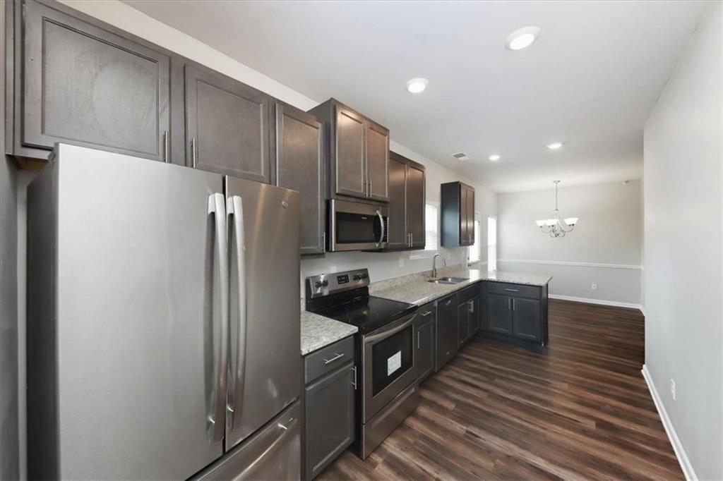 11146 Shadow Creek Terrace Hampton, GA 30228 - Photo 12 of 34