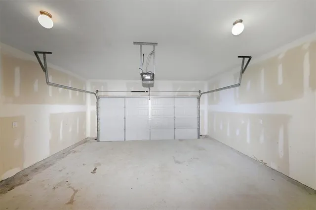 $269,900 | 11146 Shadow Creek Terrace, Hampton, GA 30228