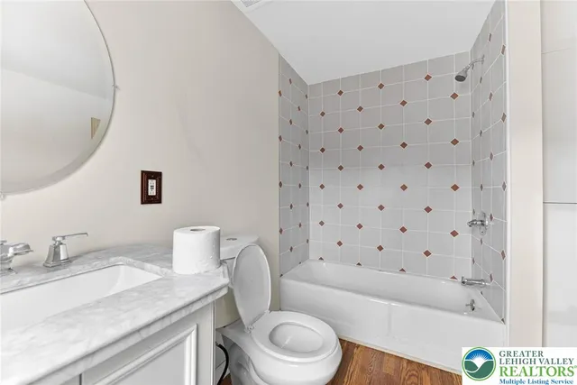 $275,000 | 71 North Charlotte Street, Pottstown, PA 19464