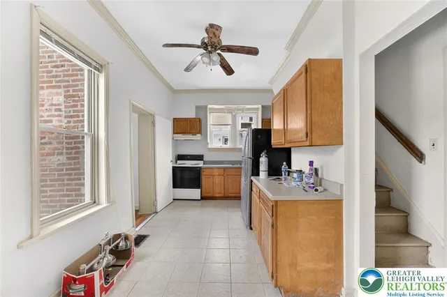 $275,000 | 71 North Charlotte Street, Pottstown, PA 19464