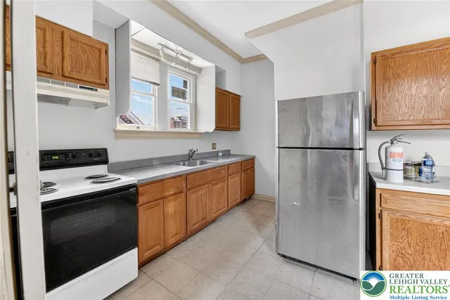 $275,000 | 71 North Charlotte Street, Pottstown, PA 19464