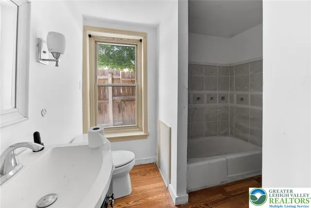 $275,000 | 71 North Charlotte Street, Pottstown, PA 19464