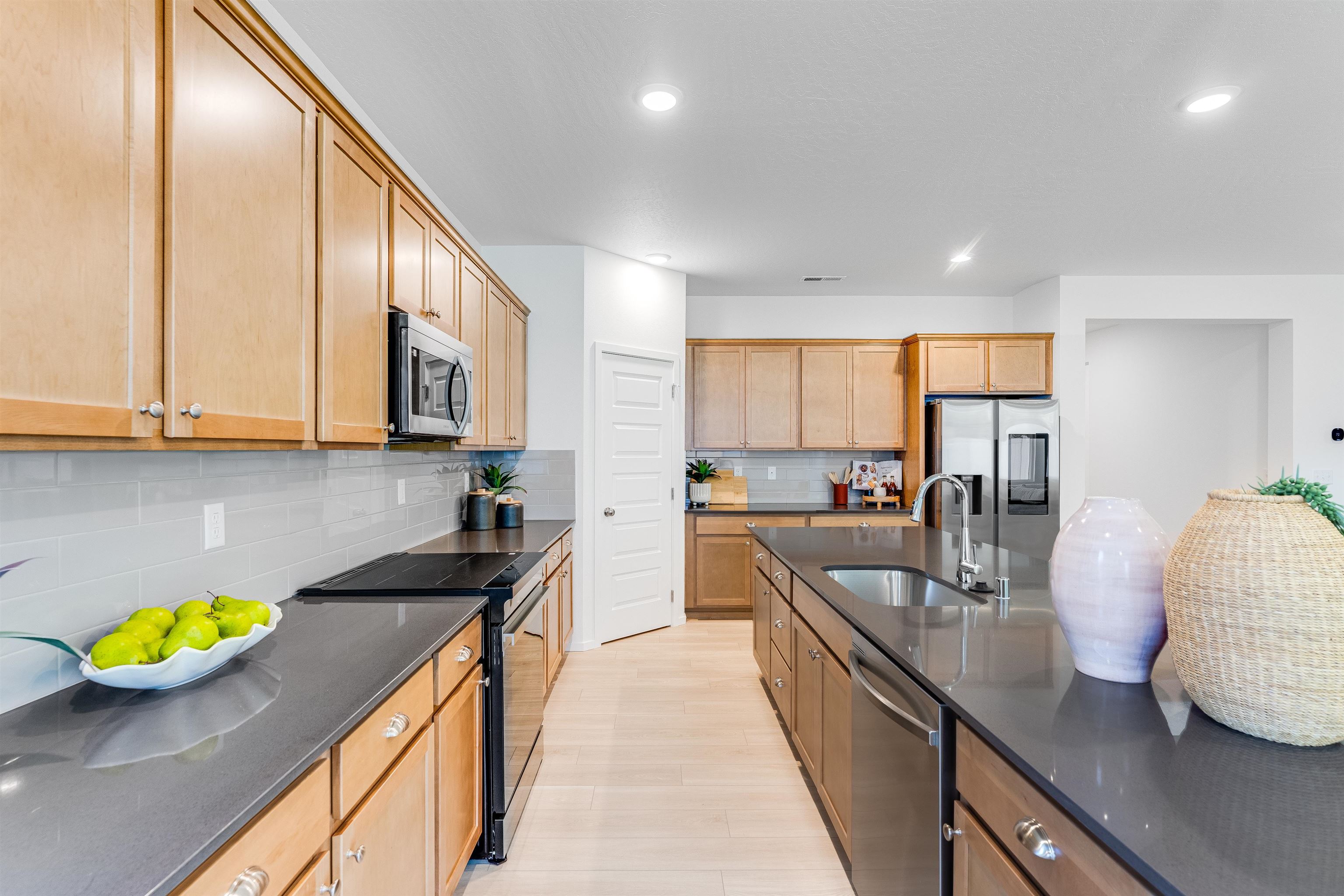 7196 South Boulder Rdg Drive Spokane, WA 99224 - Photo 5 of 11 Gallery Image 5