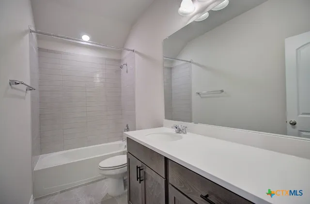 $499,990 | 8016 Trail Grant, Schertz, TX 78154