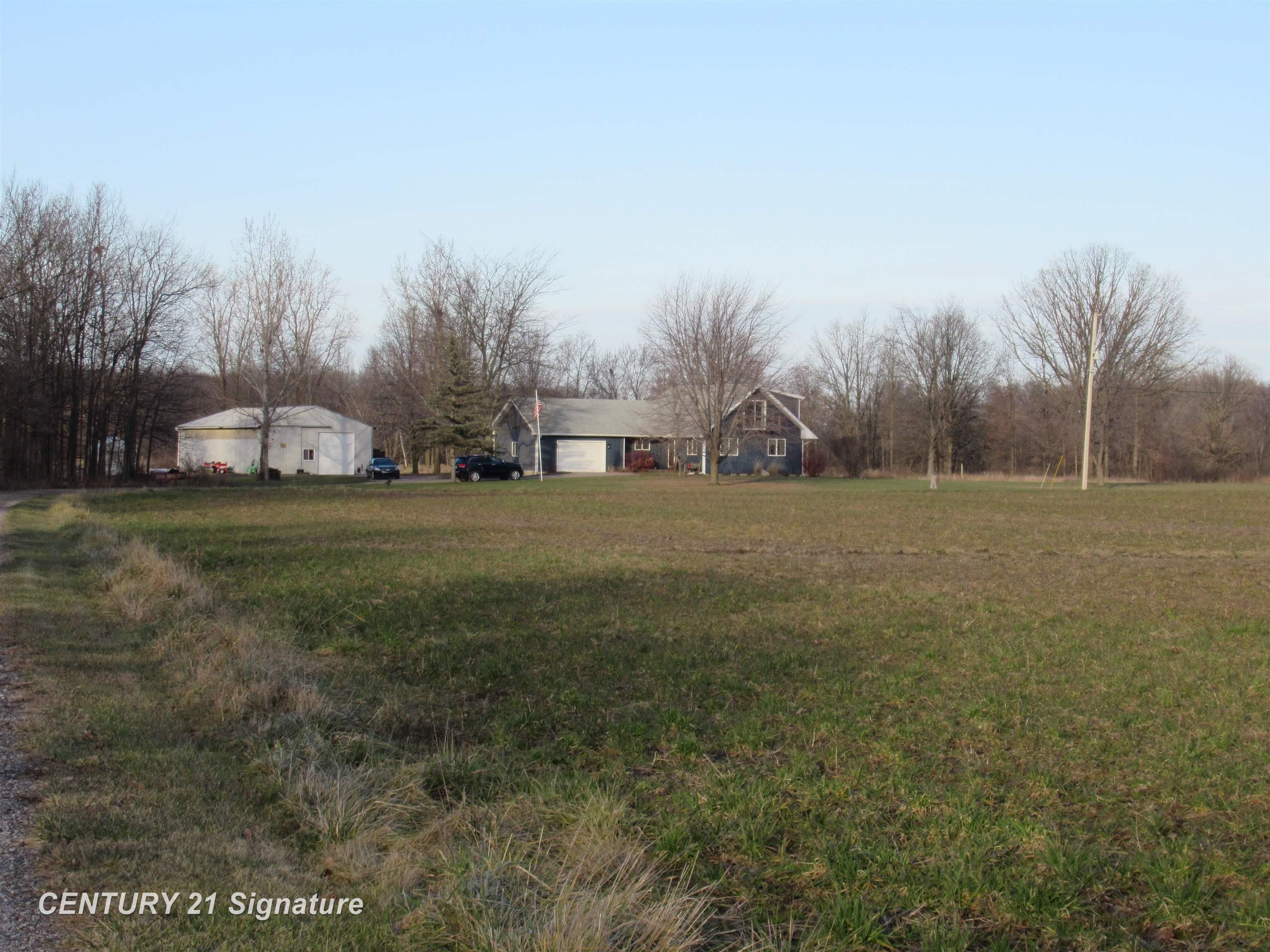 11436 West Stanley Road Flushing, MI 48433 - Photo 2 of 41