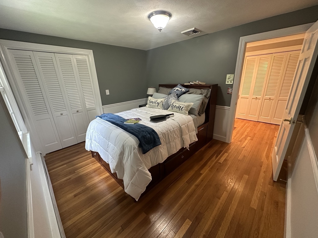 186 Pecunit Street Canton, MA 02021 - Photo 12 of 19