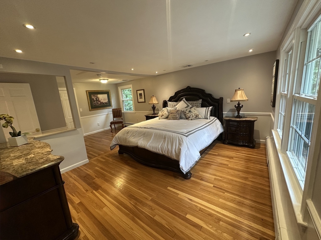 186 Pecunit Street Canton, MA 02021 - Photo 7 of 19