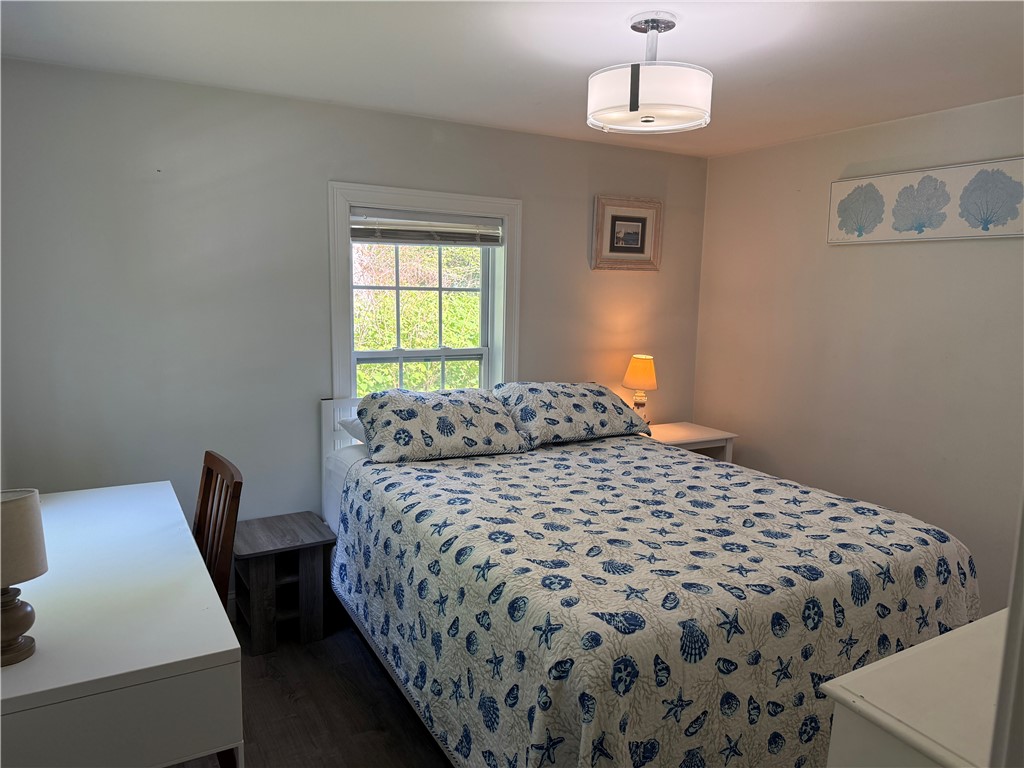 194 South Pier Road Narragansett, RI 02882 - Photo 23 of 30