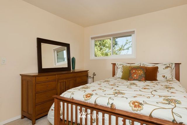 $499,000 | 3711 West Prosper Street, Seattle, WA 98199