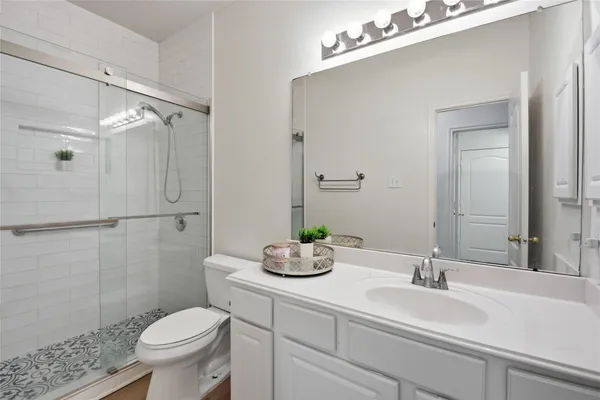 $2,900 | 17706 Windsor Grove Lane, Houston, TX 77084