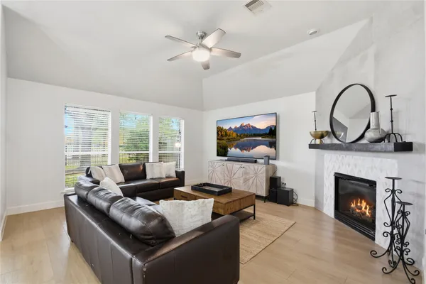 $2,900 | 17706 Windsor Grove Lane, Houston, TX 77084