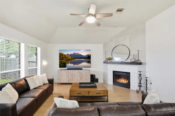 $2,900 | 17706 Windsor Grove Lane, Houston, TX 77084