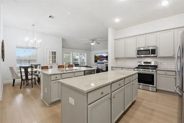 $2,900 | 17706 Windsor Grove Lane, Houston, TX 77084