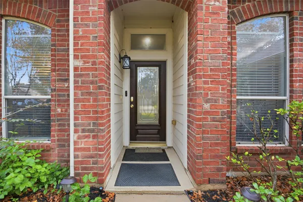 $2,900 | 17706 Windsor Grove Lane, Houston, TX 77084