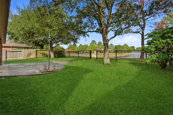 $2,900 | 17706 Windsor Grove Lane, Houston, TX 77084