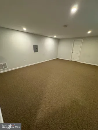 $2,200 | 15117 Beverly Drive, Philadelphia, PA 19116