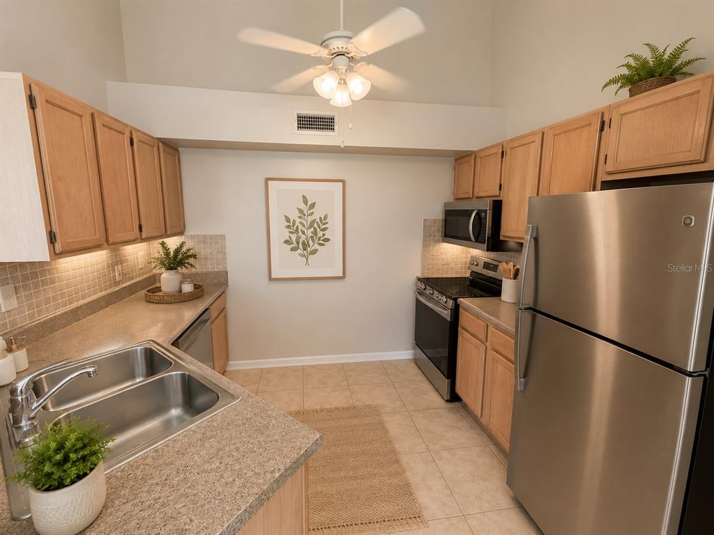 4807 Normandy Place, Unit 202 Orlando, FL 32811 - Photo 6 of 21
